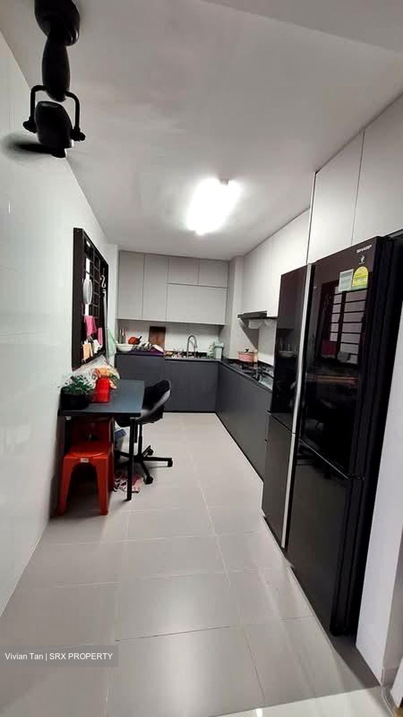 Blk 272 Jurong West Street 24 (Jurong West), HDB 5 Rooms #554555661